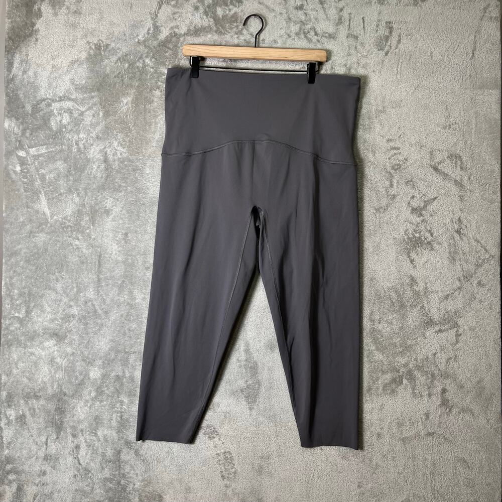 Spanx Womens Leggings Booty Boost Cropped Leggings Gray Dark Storm Size 3X